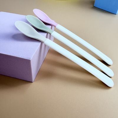 Хорошая цена. Силиконовая детская ложка детская кормлящая ложка для младенцев ложки детская утварь Онлайн